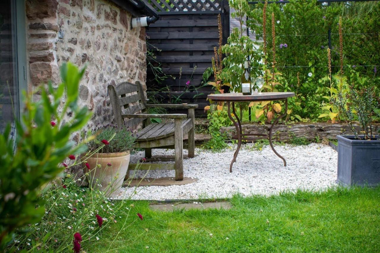 Appartement The Tractor Shed à Usk Extérieur photo